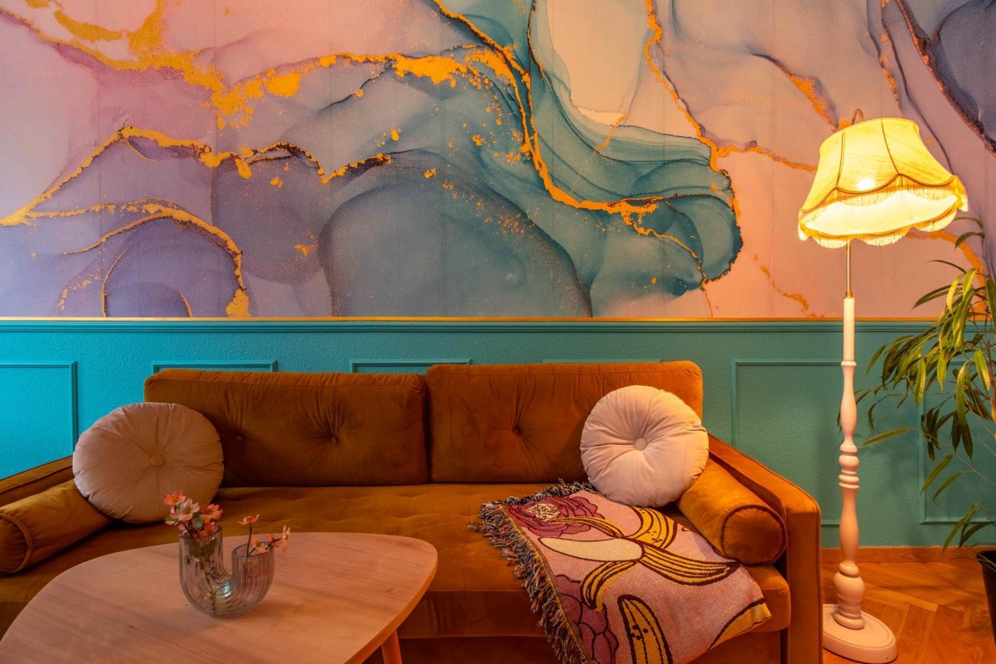 Colorful, Working Place, Netflix, Sight Seeing Lipsko Exteriér fotografie